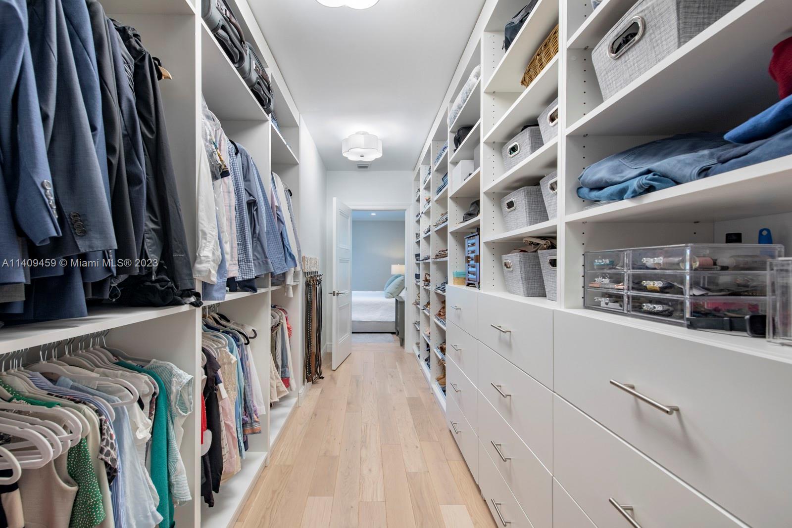 BAY BREEZE SEC MIAMI SHOR - Residential