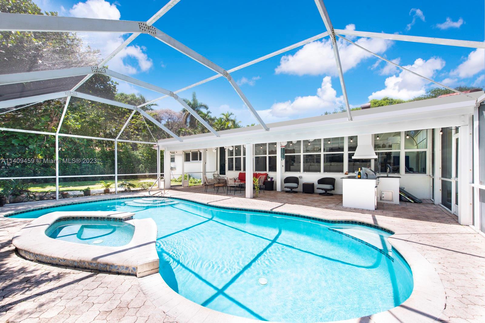 BAY BREEZE SEC MIAMI SHOR - Residential