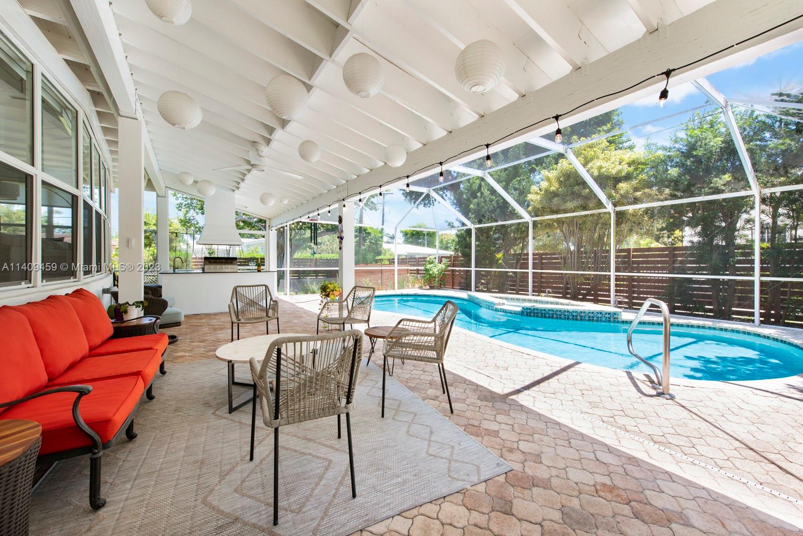 BAY BREEZE SEC MIAMI SHOR - Residential