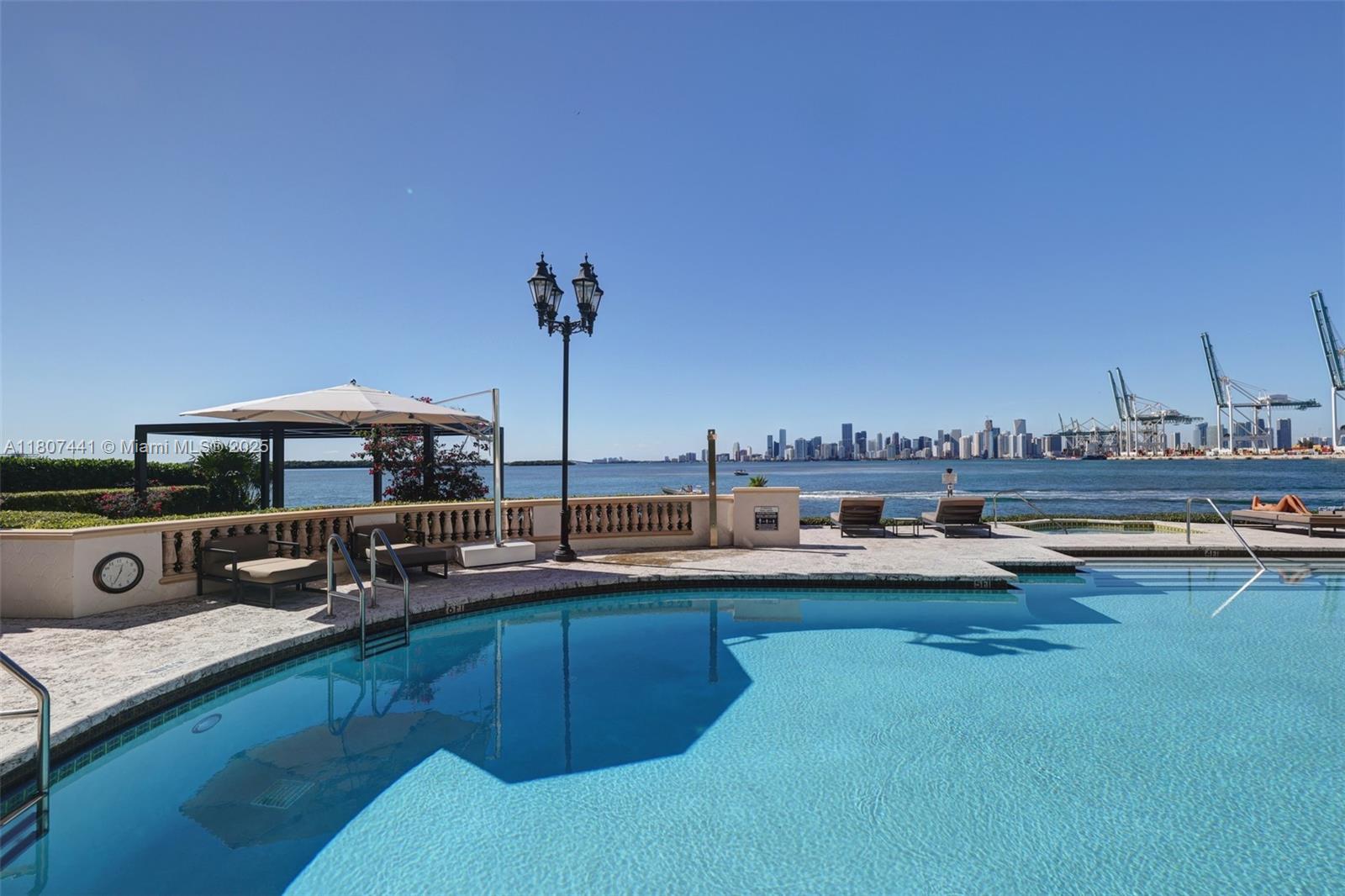 BAYVIEW FISHER ISL CONDO - Residential