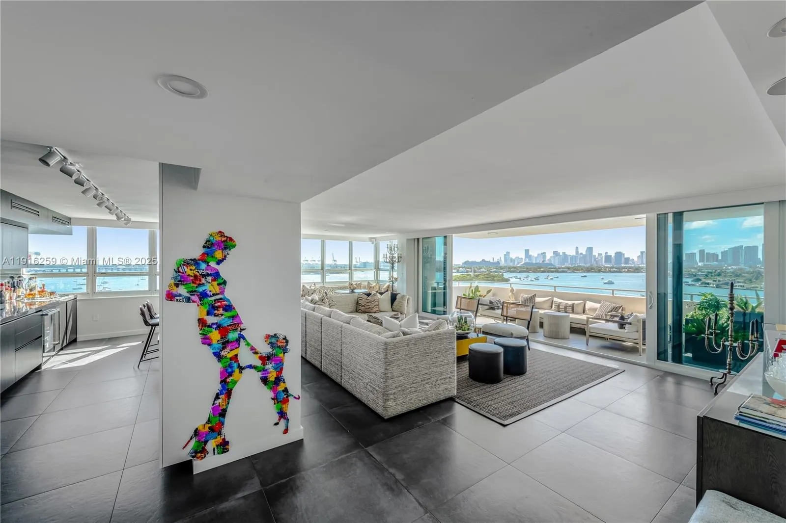 Miami Beach, Florida 33139, United States, 4 Bedrooms Bedrooms, ,4 BathroomsBathrooms,Residential,Active,245357