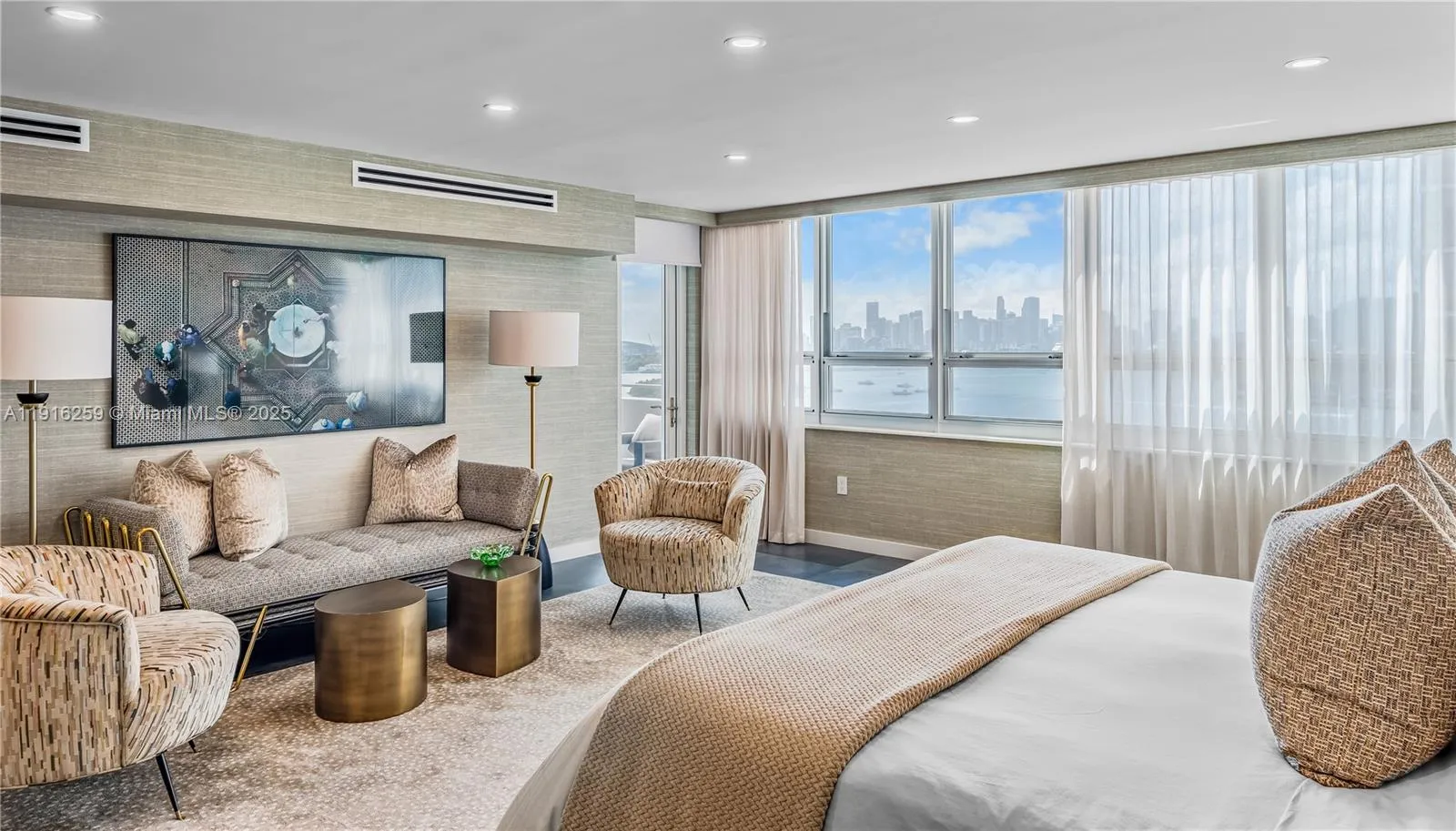 Miami Beach, Florida 33139, United States, 4 Bedrooms Bedrooms, ,4 BathroomsBathrooms,Residential,Active,245357