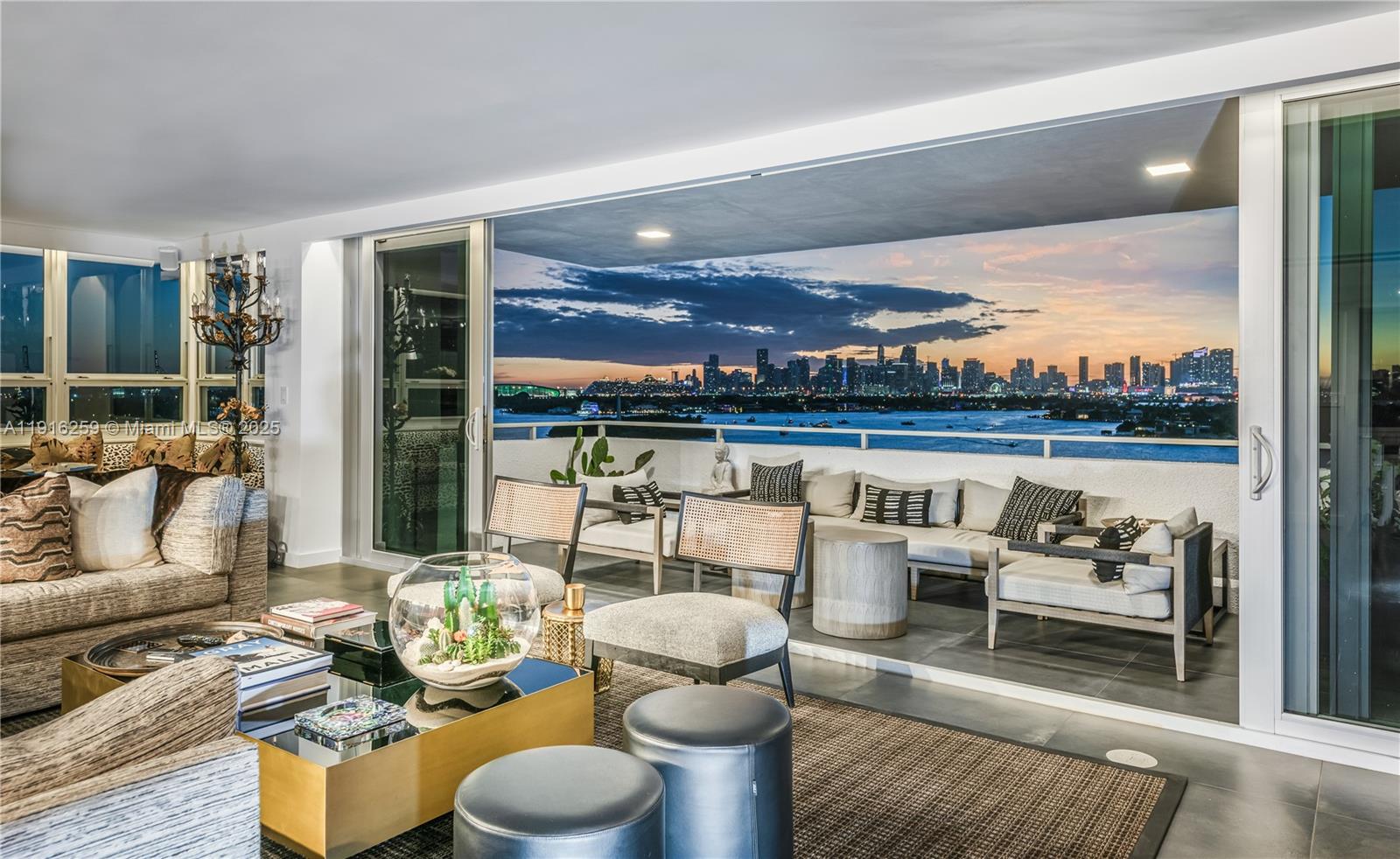 COSTA BRAVA CONDO - Residential