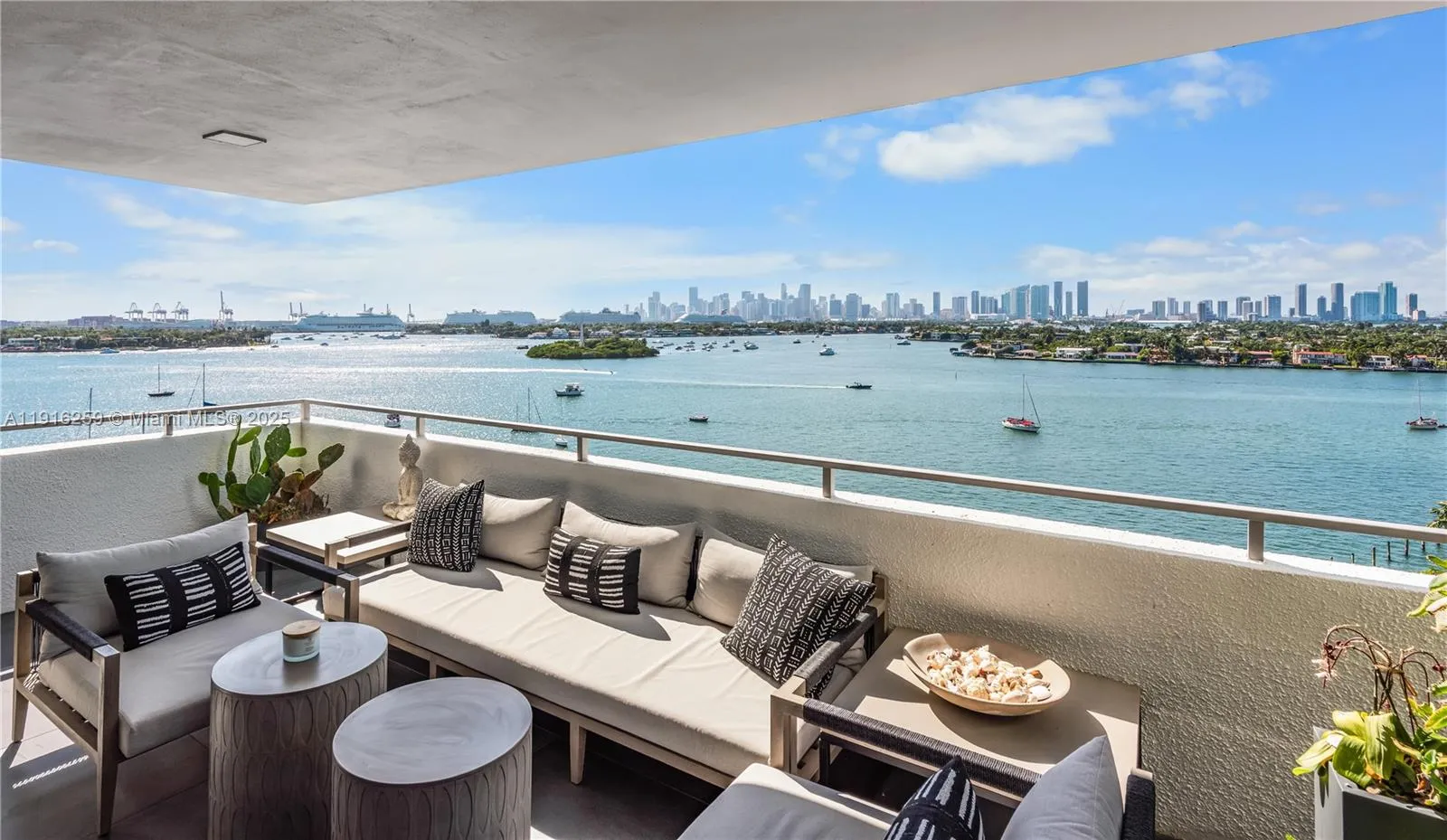 Miami Beach, Florida 33139, United States, 4 Bedrooms Bedrooms, ,4 BathroomsBathrooms,Residential,Active,245357