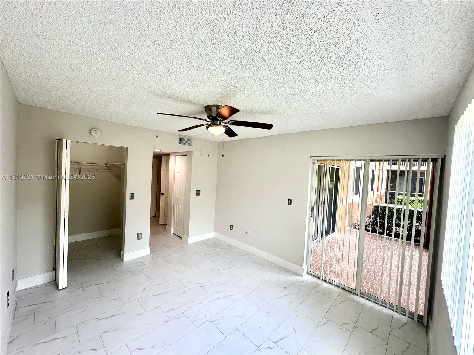 1875 Napoli Luxury - Residential