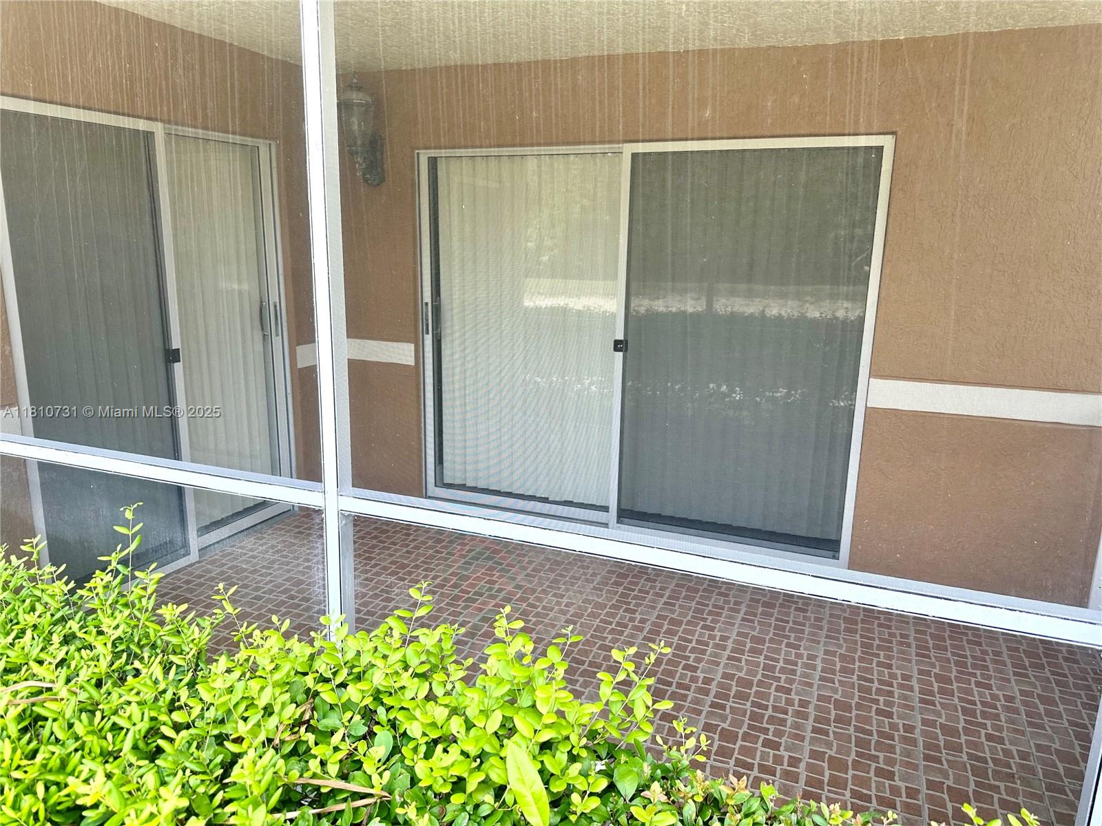 1875 Napoli Luxury - Residential