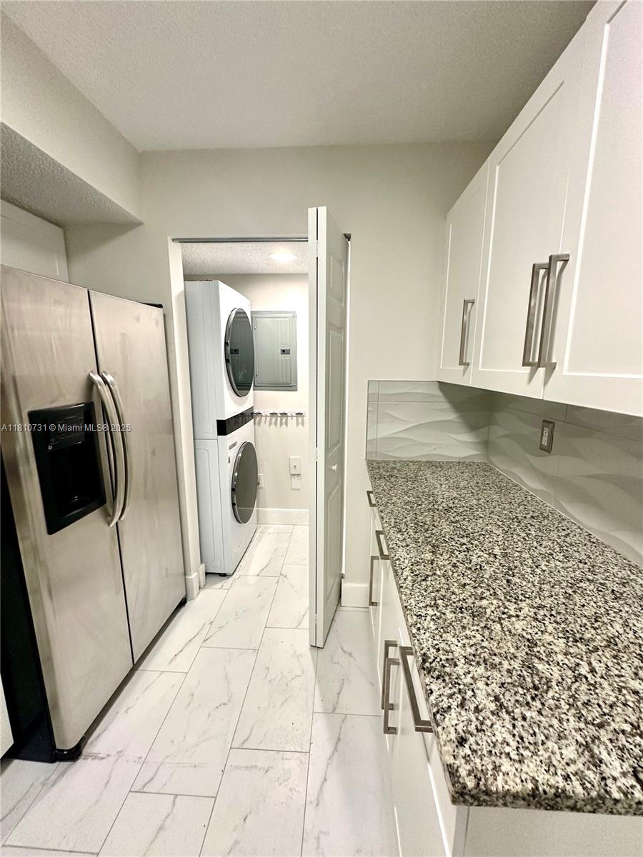 1875 Napoli Luxury - Residential