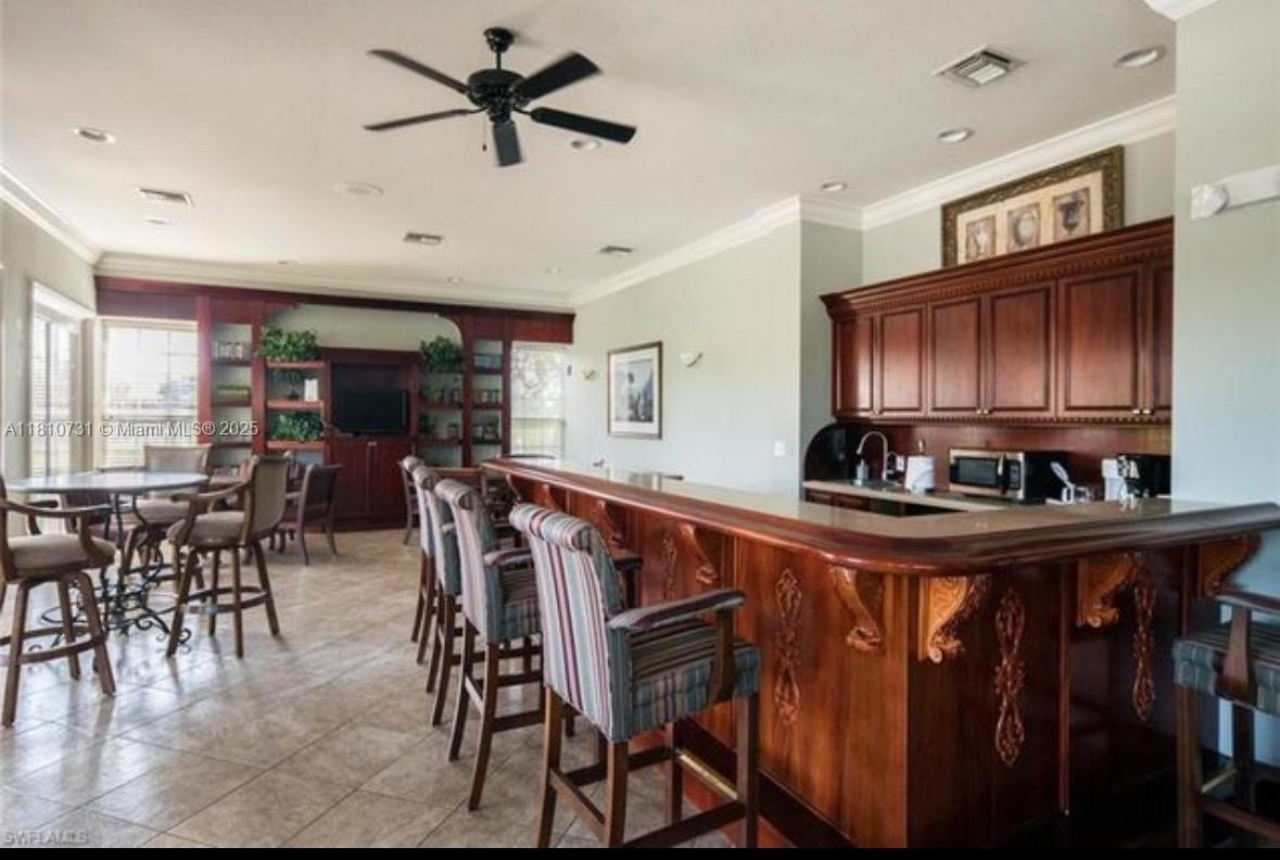 1875 Napoli Luxury - Residential