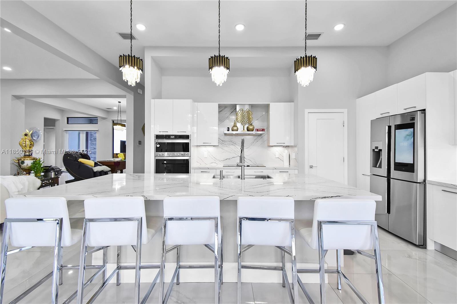 CIRCLE S ESTATES - Residential Lease