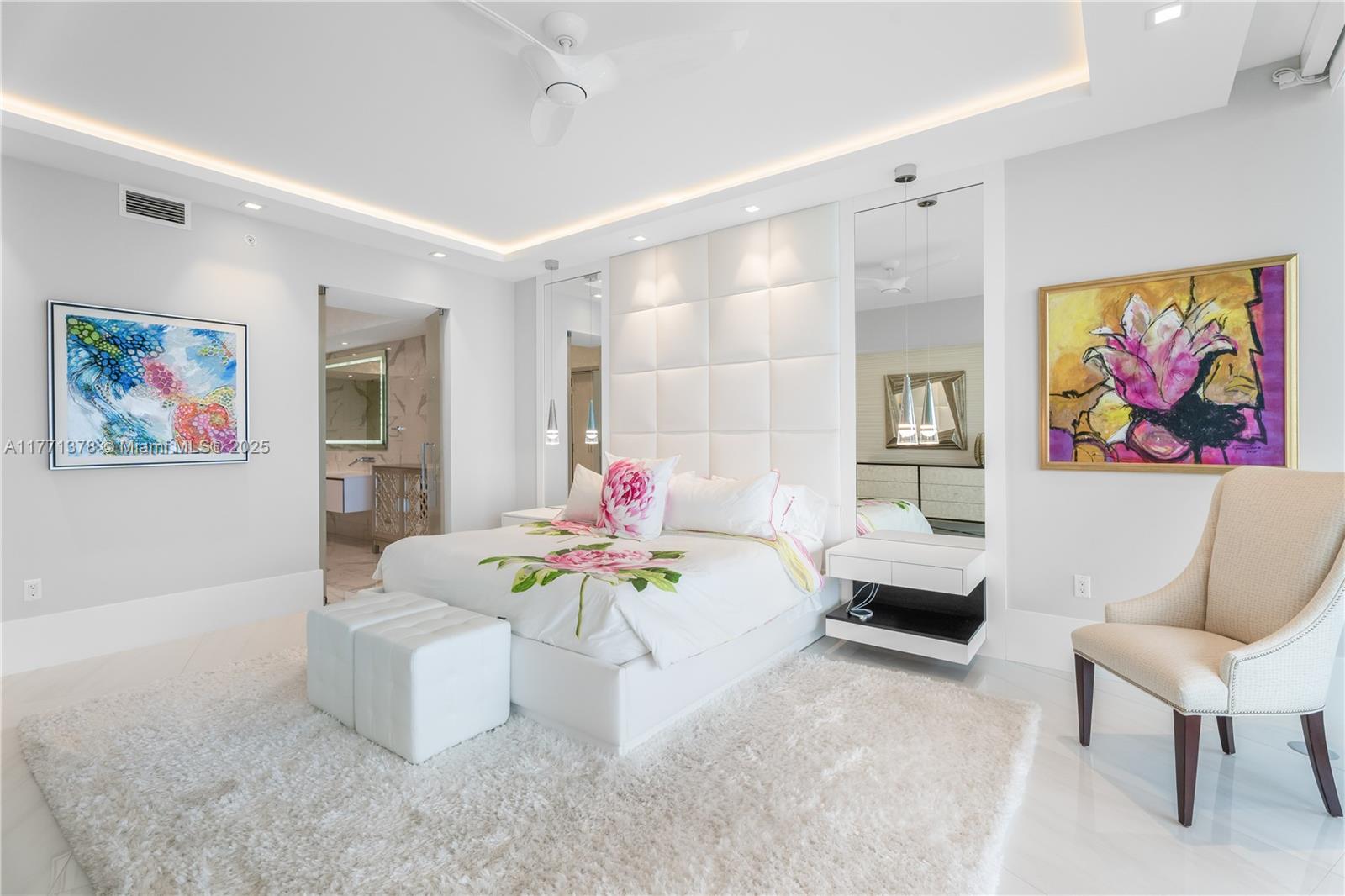 PRIVE CONDO - Residential