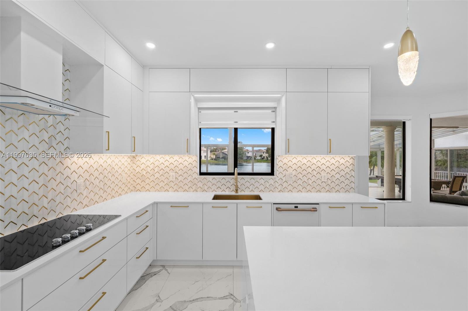 SILVER SHORES (PARCELS H - Residential