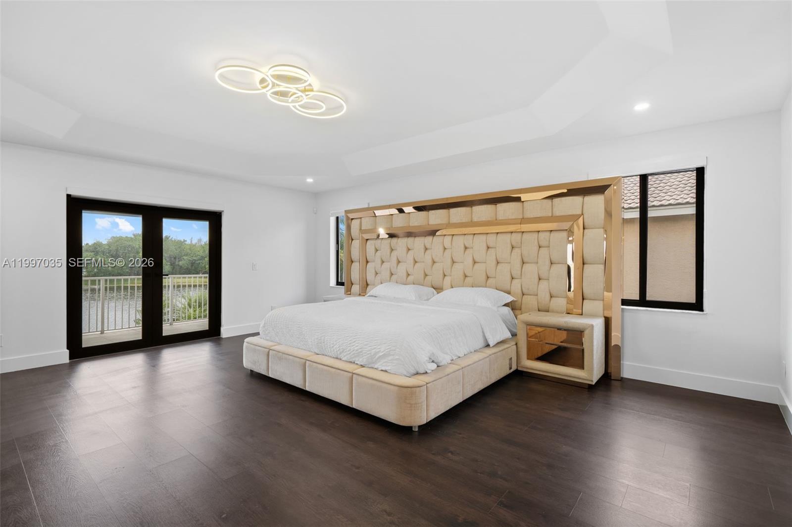 SILVER SHORES (PARCELS H - Residential