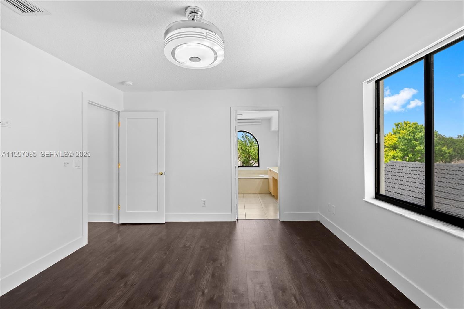 SILVER SHORES (PARCELS H - Residential