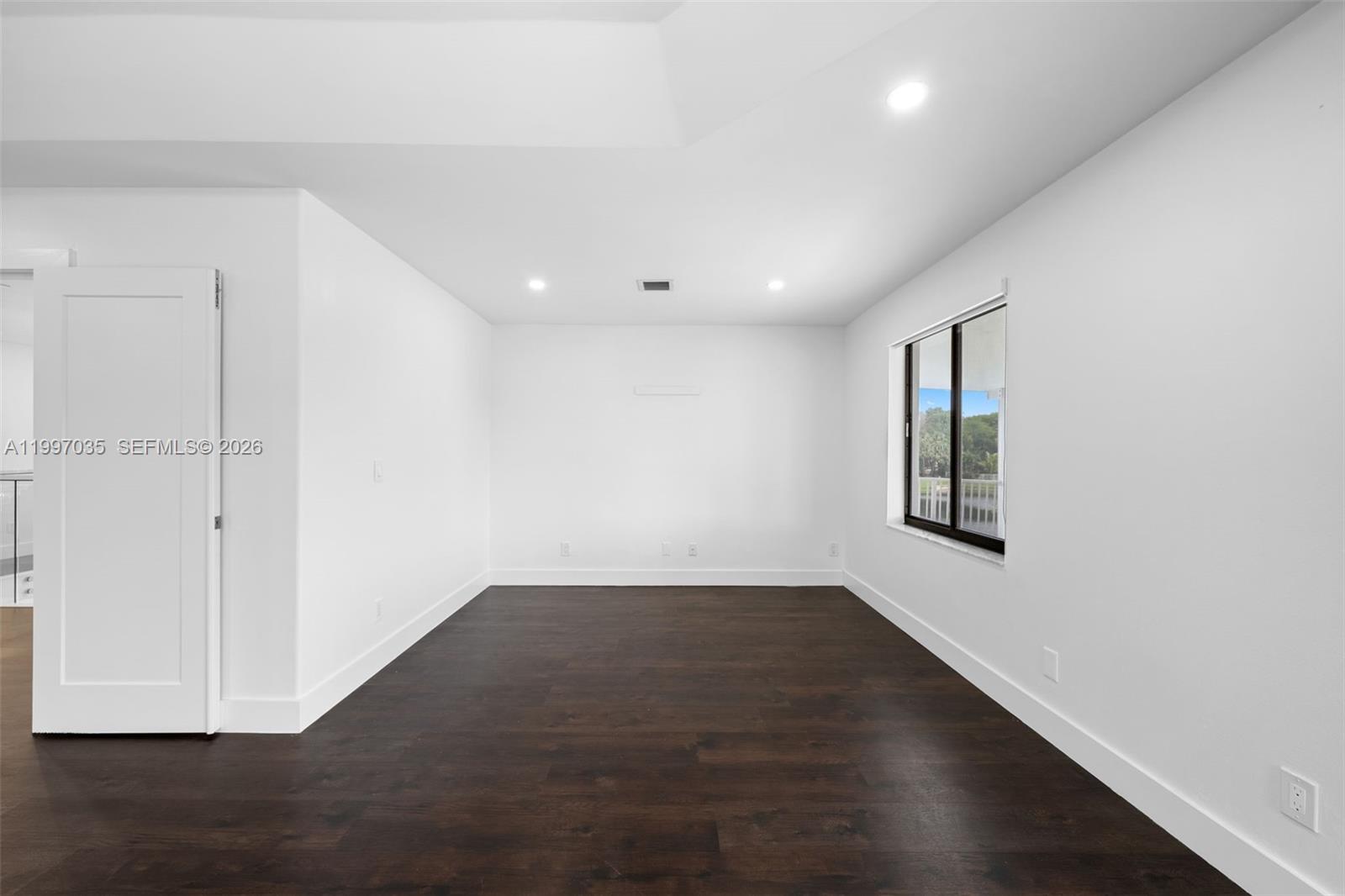 SILVER SHORES (PARCELS H - Residential