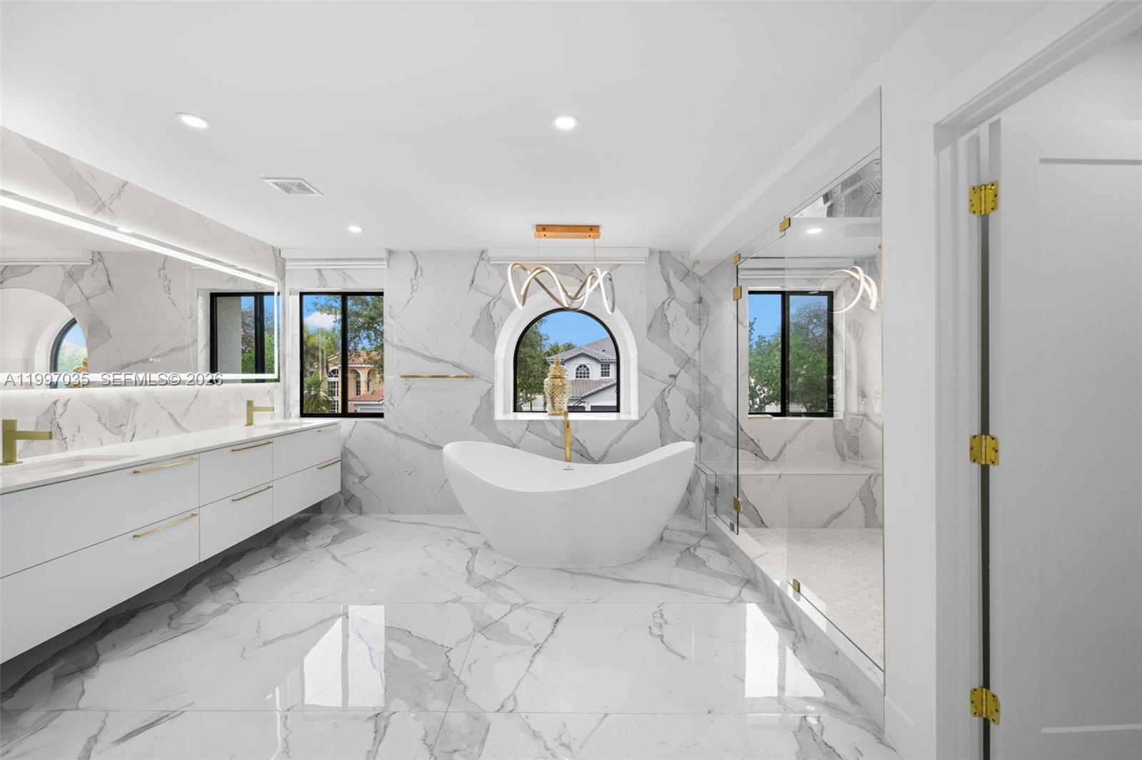 SILVER SHORES (PARCELS H - Residential
