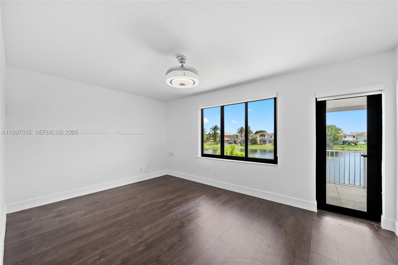 SILVER SHORES (PARCELS H - Residential