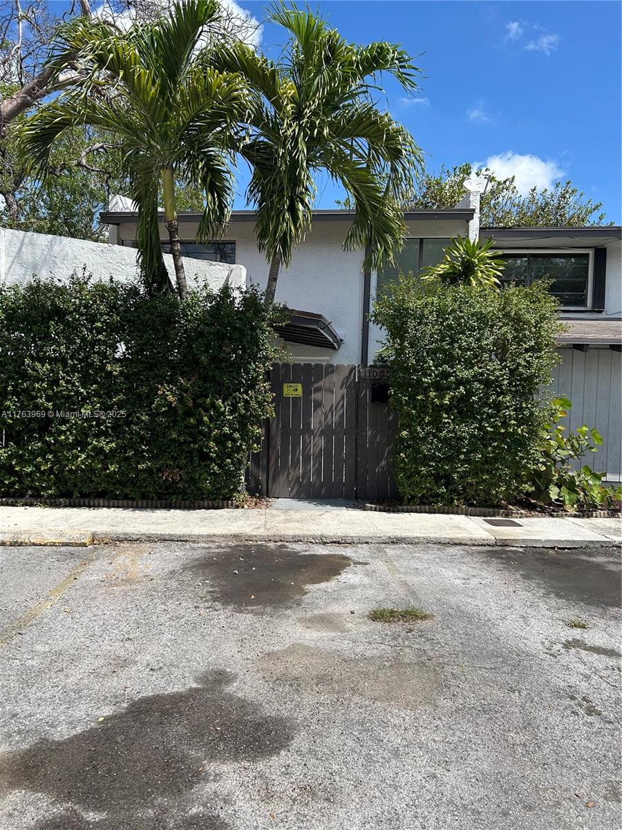 11005 SW 70th Ter