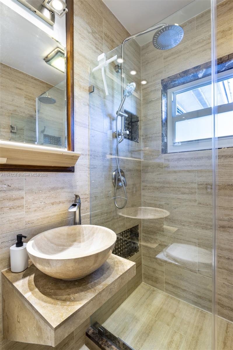 SHENANDOAH - Residential Lease