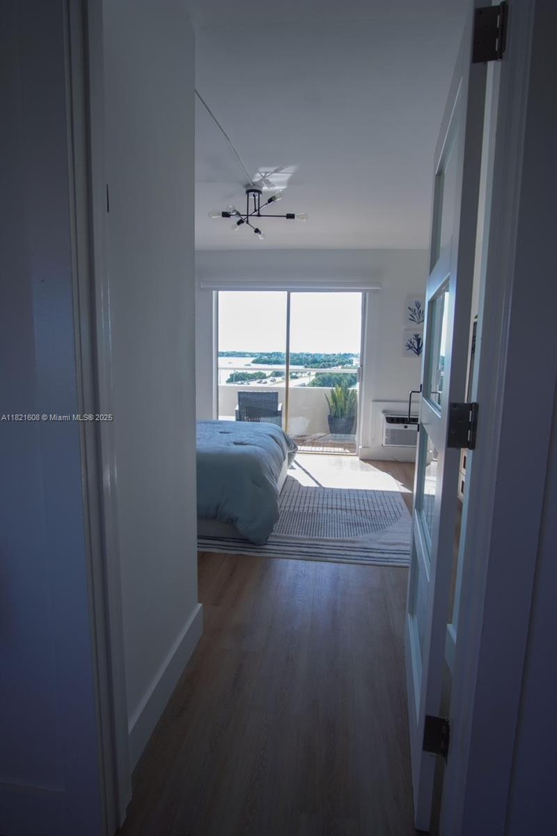 BAYSHORE YACHT & TENNIS C - Residential