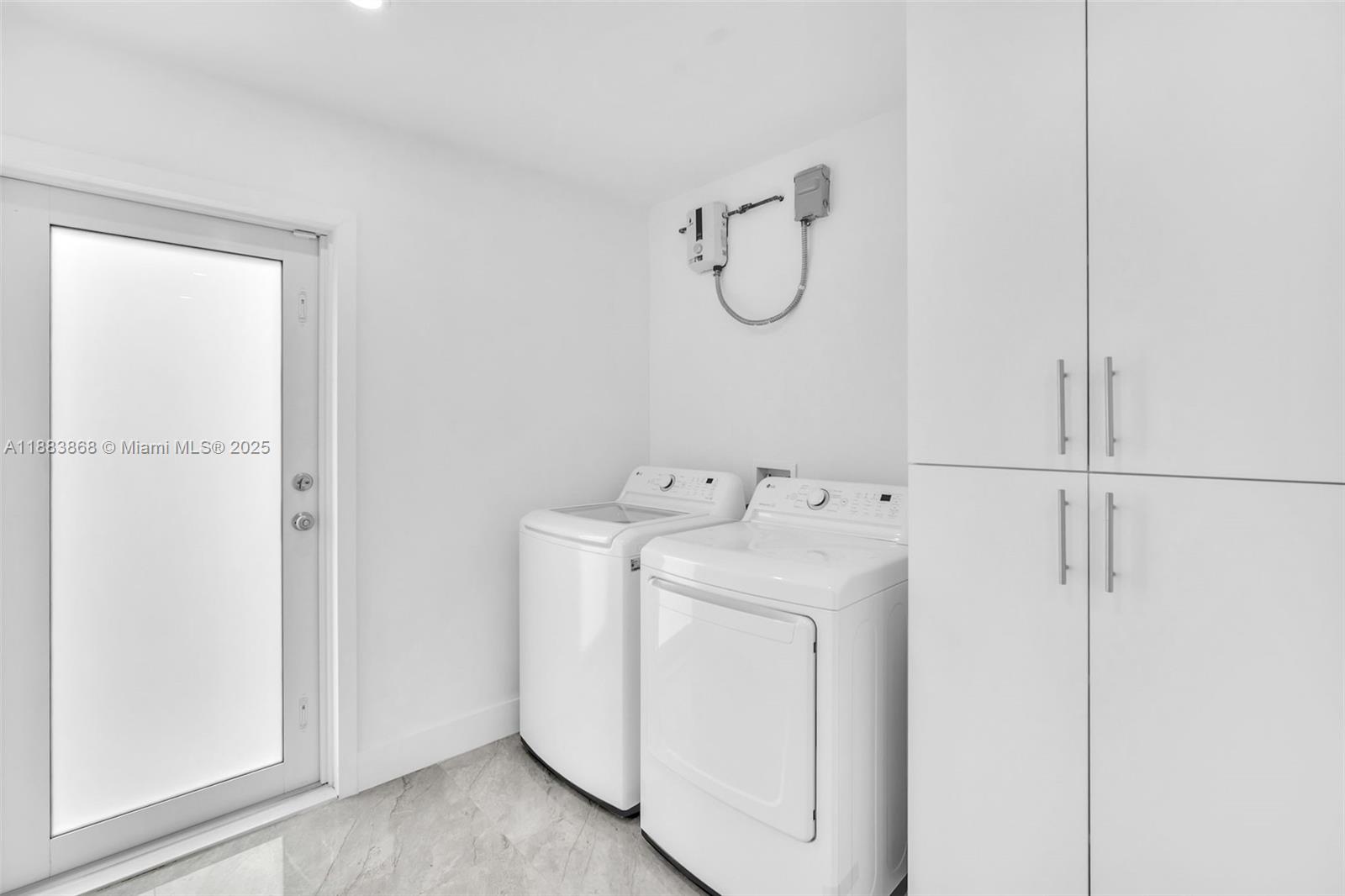 FAIRFAX BROLLIAR ADD SEC - Residential