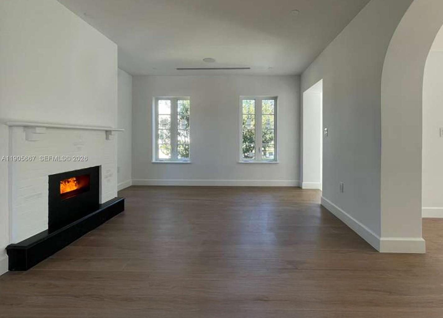 CORAL GABLES RIVIERA SEC - Residential