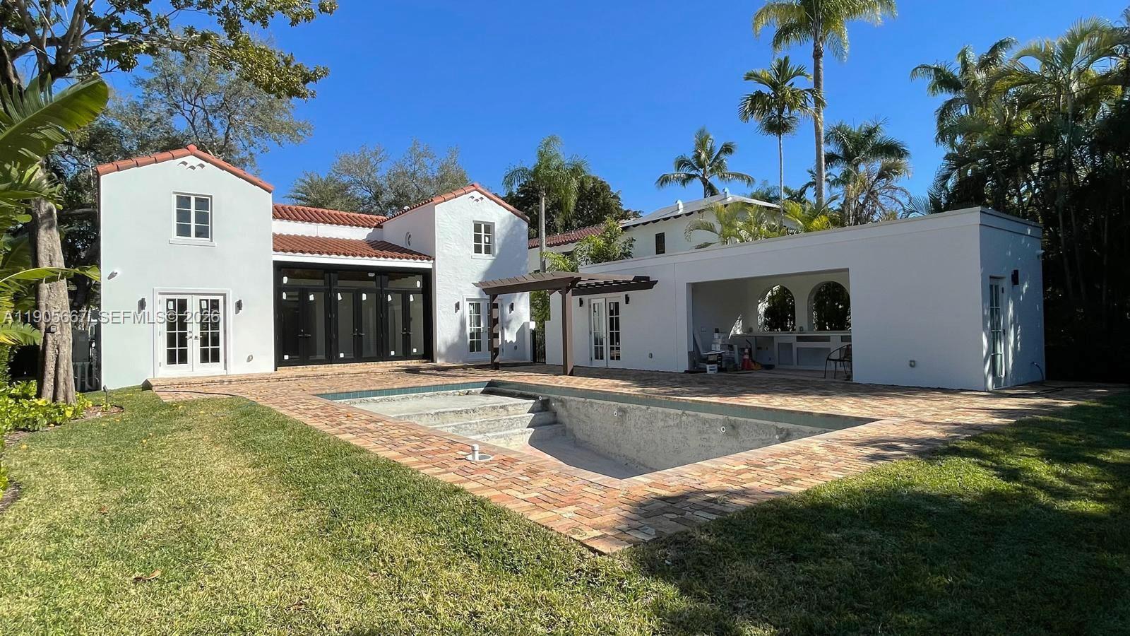 CORAL GABLES RIVIERA SEC - Residential