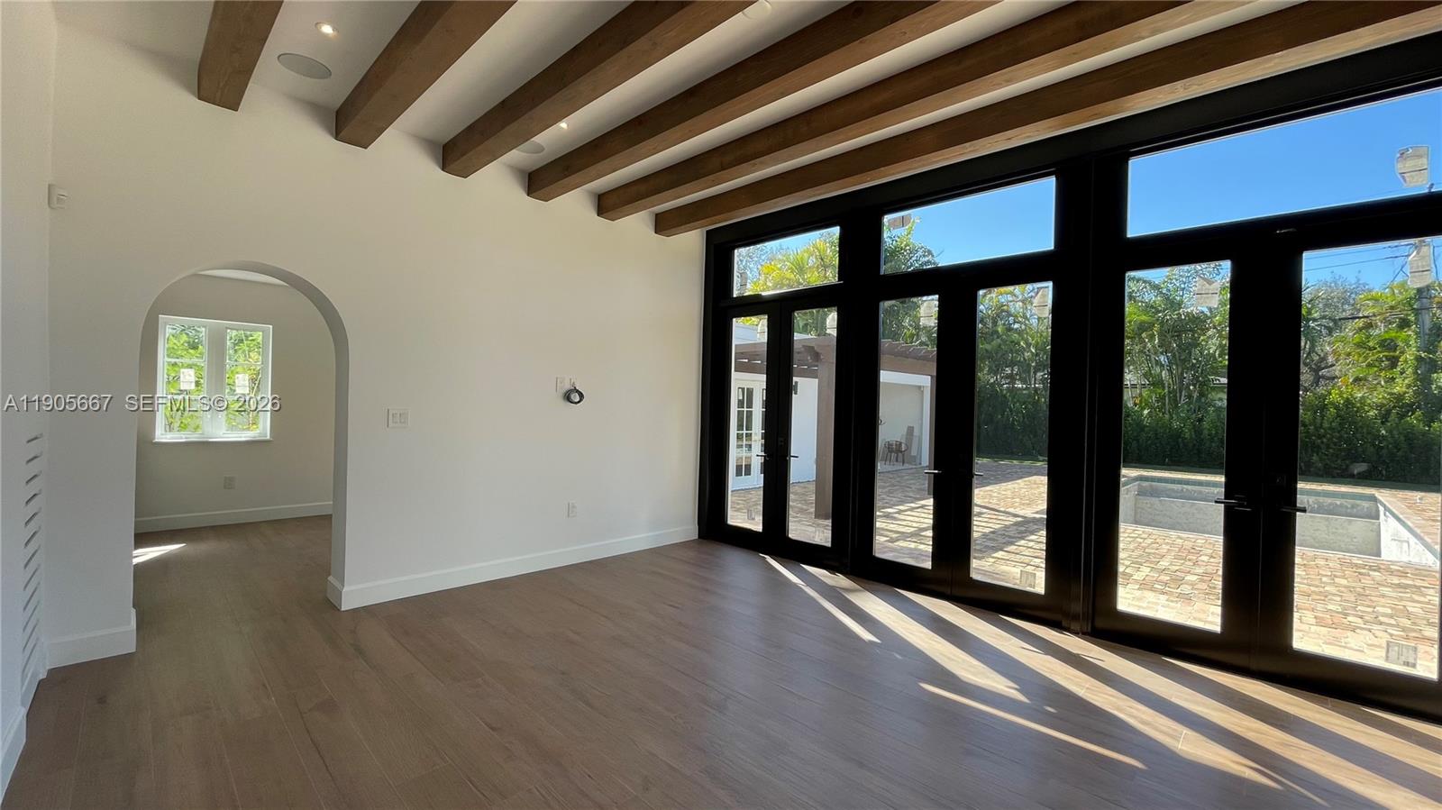 CORAL GABLES RIVIERA SEC - Residential