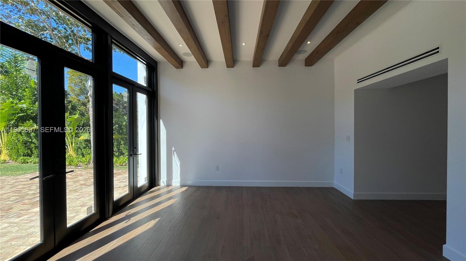 CORAL GABLES RIVIERA SEC - Residential