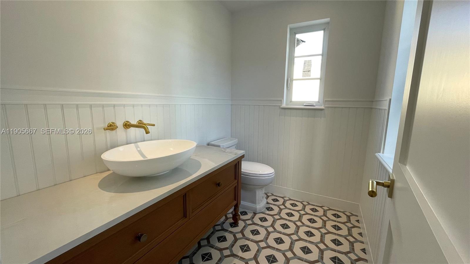 CORAL GABLES RIVIERA SEC - Residential