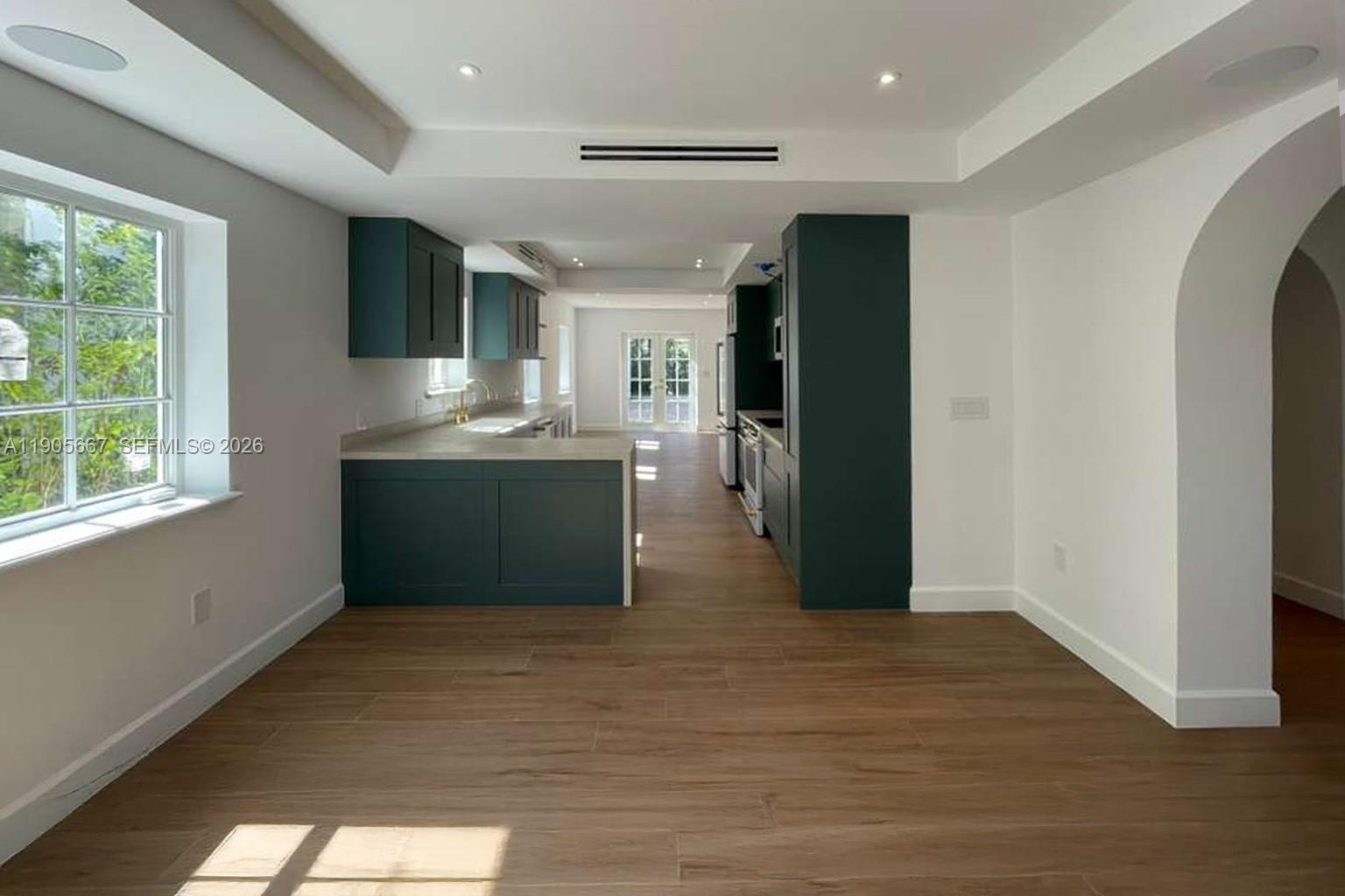 CORAL GABLES RIVIERA SEC - Residential