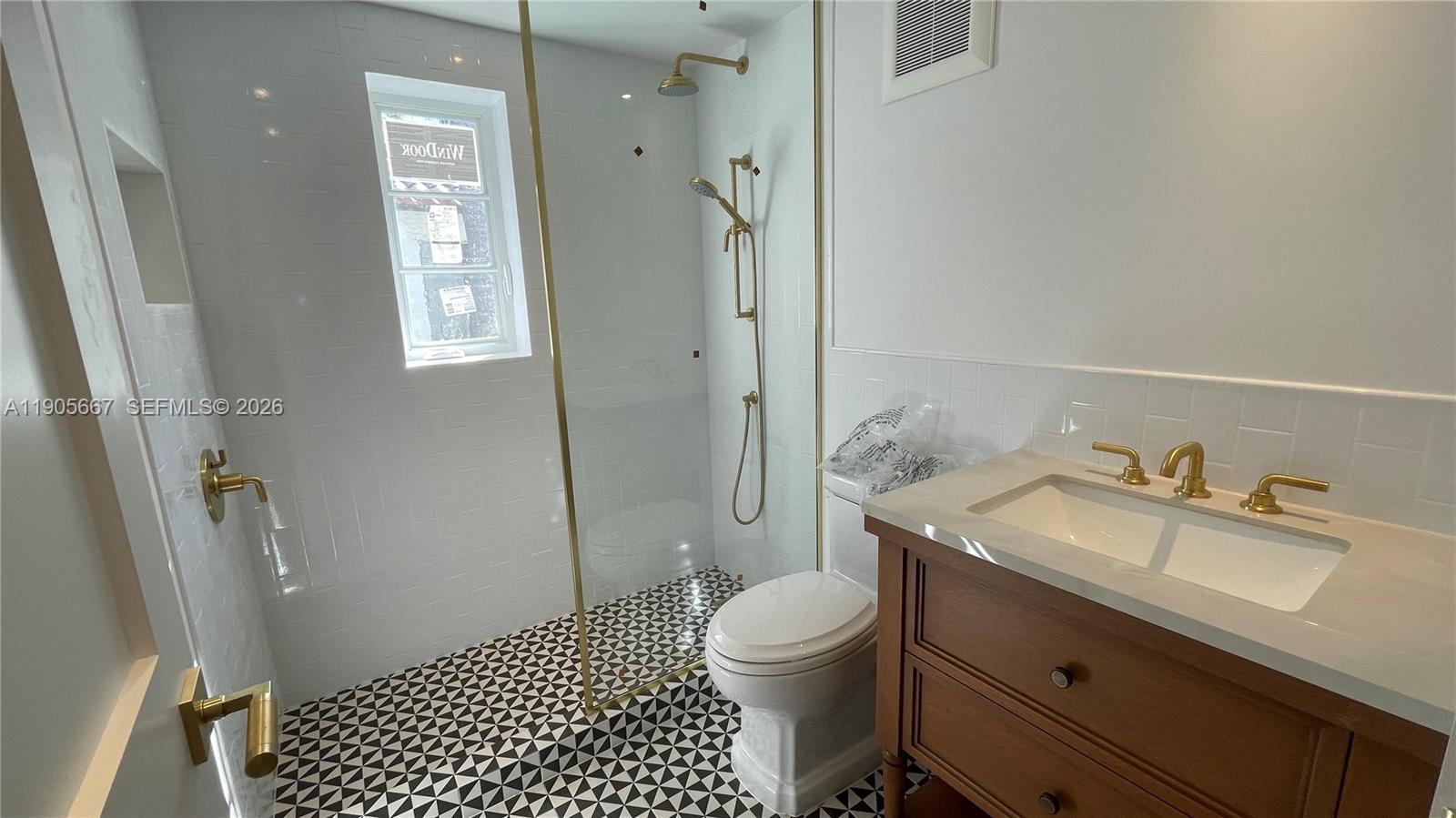 CORAL GABLES RIVIERA SEC - Residential