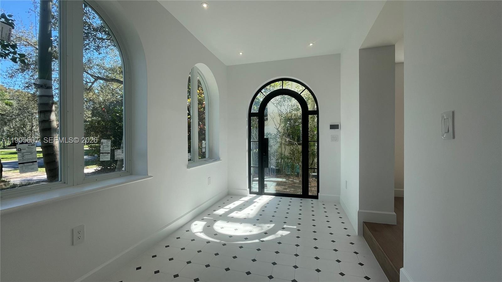 CORAL GABLES RIVIERA SEC - Residential