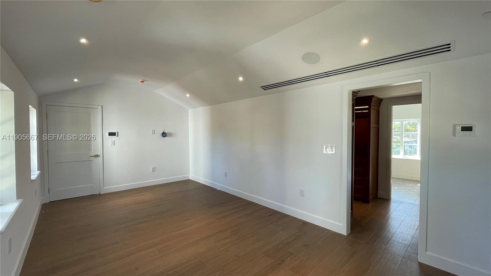 CORAL GABLES RIVIERA SEC - Residential