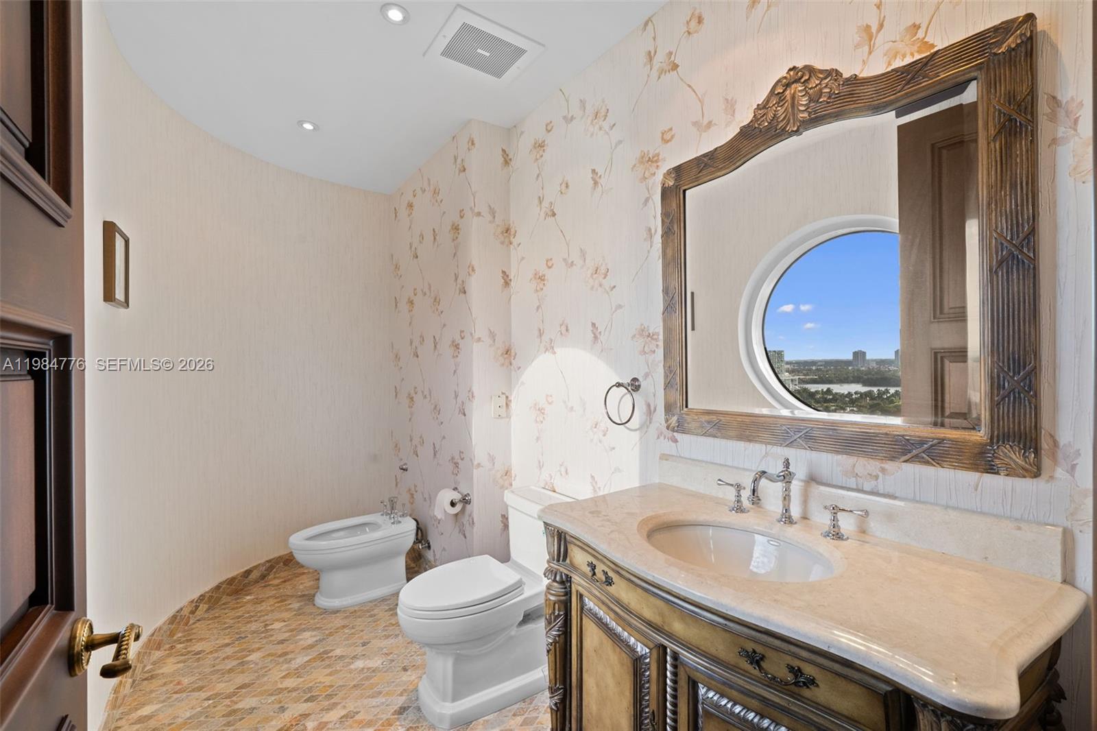 TURNBERRY OCEAN COLONY SO - Residential Lease