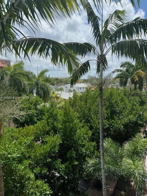 REGENT PARK CONDO - Residential