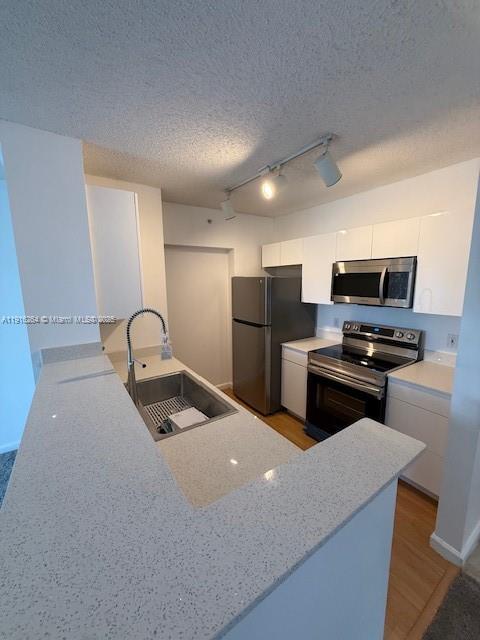 REGENT PARK CONDO - Residential