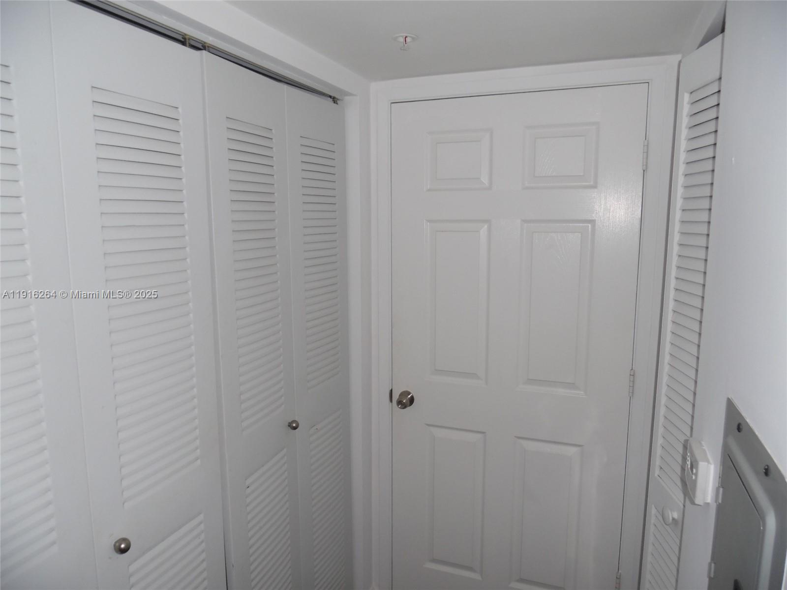 REGENT PARK CONDO - Residential