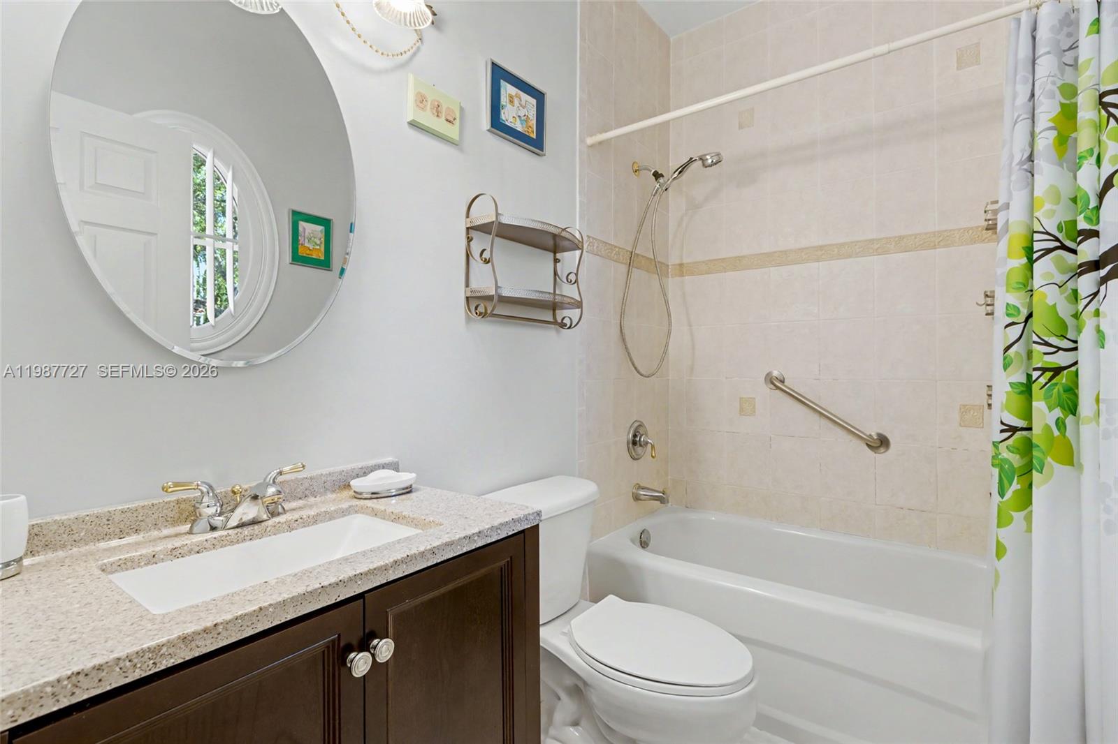 VILLAS AT HARBOR ISLES CO - Residential