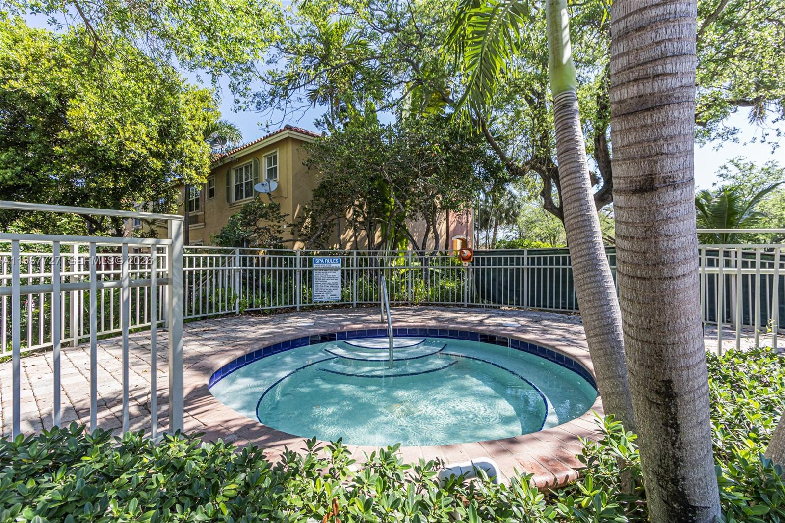 VILLAS AT HARBOR ISLES CO - Residential