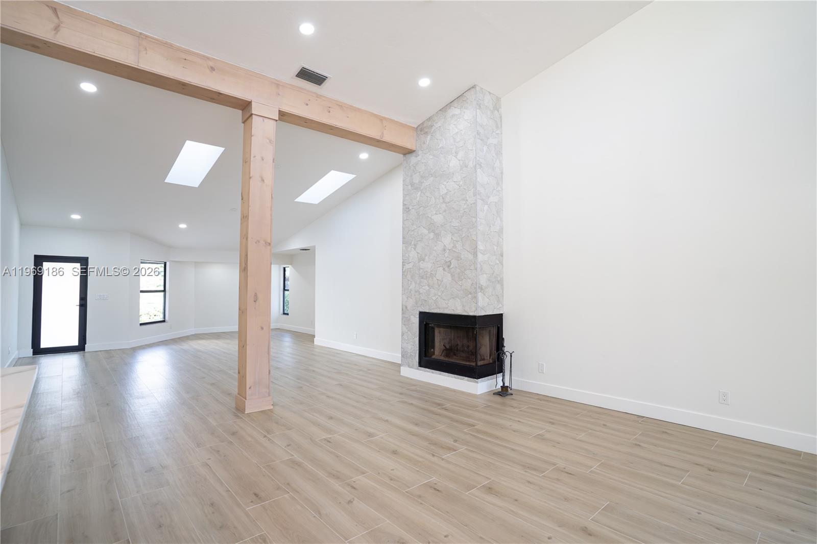 THE FOREST - Residential