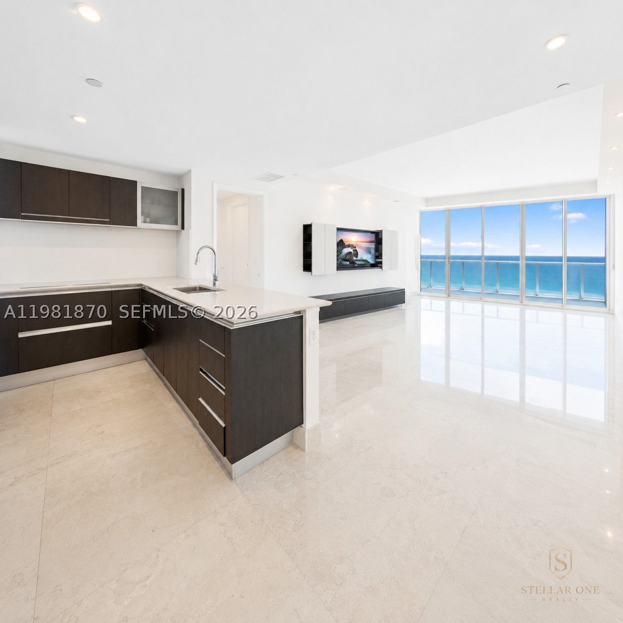 17001 Collins Ave 1204