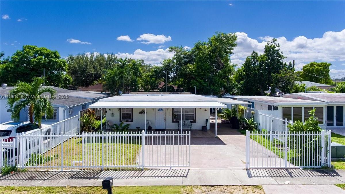 SUNLAND PARK SECTION 2 - Residential