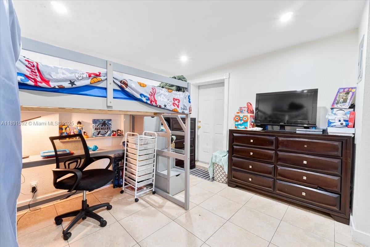 SUNLAND PARK SECTION 2 - Residential