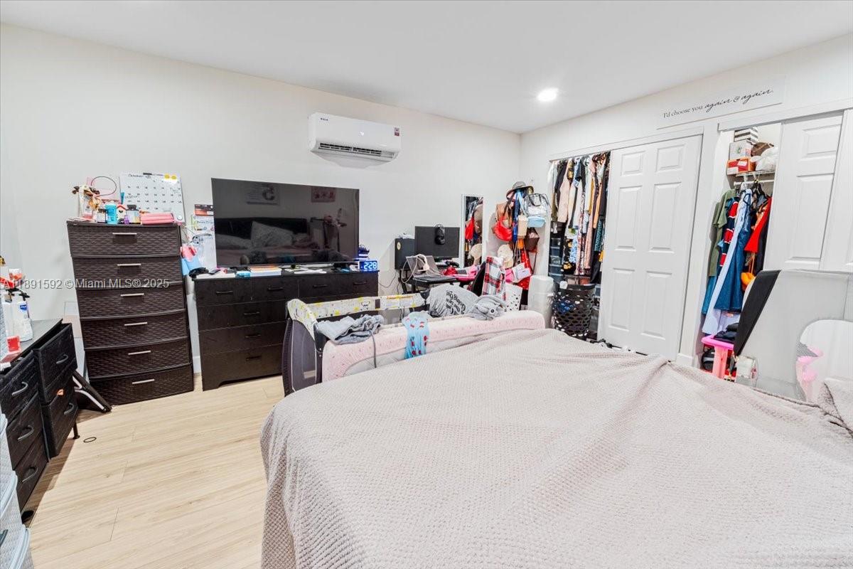 SUNLAND PARK SECTION 2 - Residential