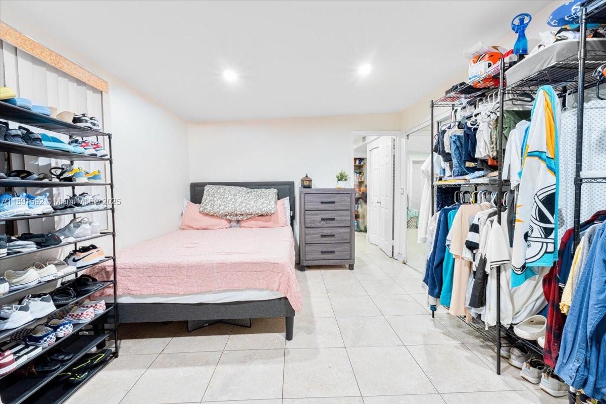 SUNLAND PARK SECTION 2 - Residential