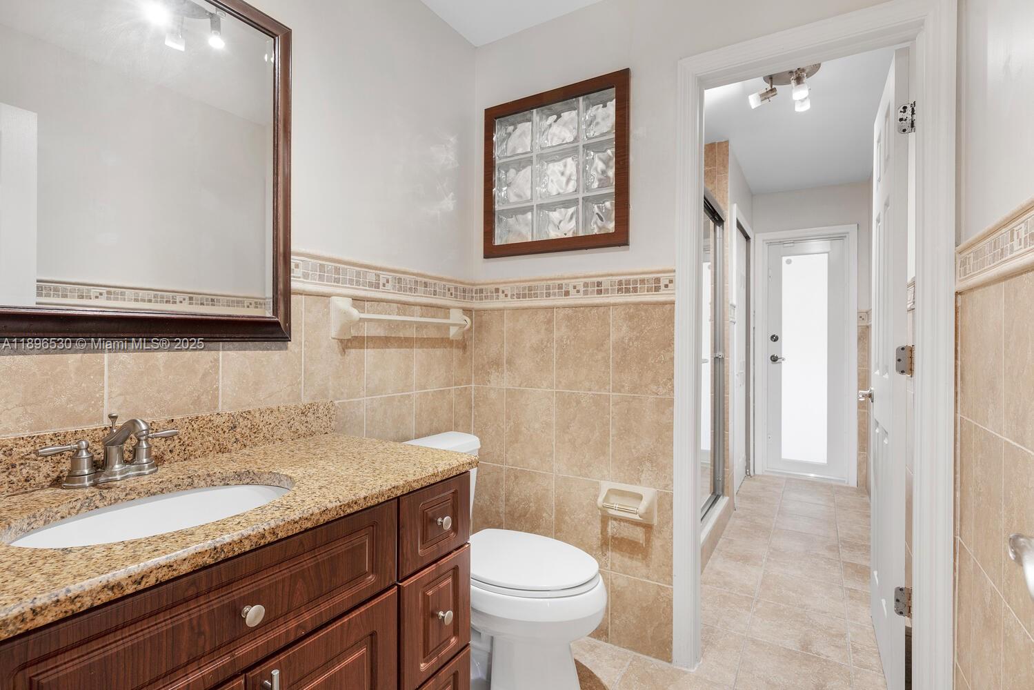 BIRD VILLAS SUB - Residential Lease