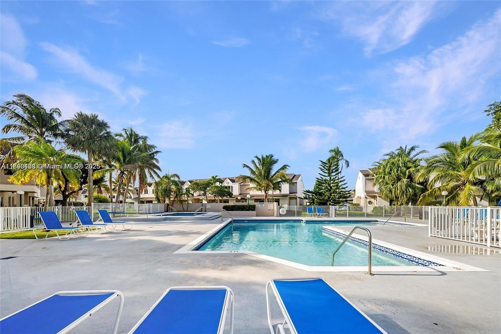 ANTIGUA AT CNTRY CLUBOF M - Residential Lease