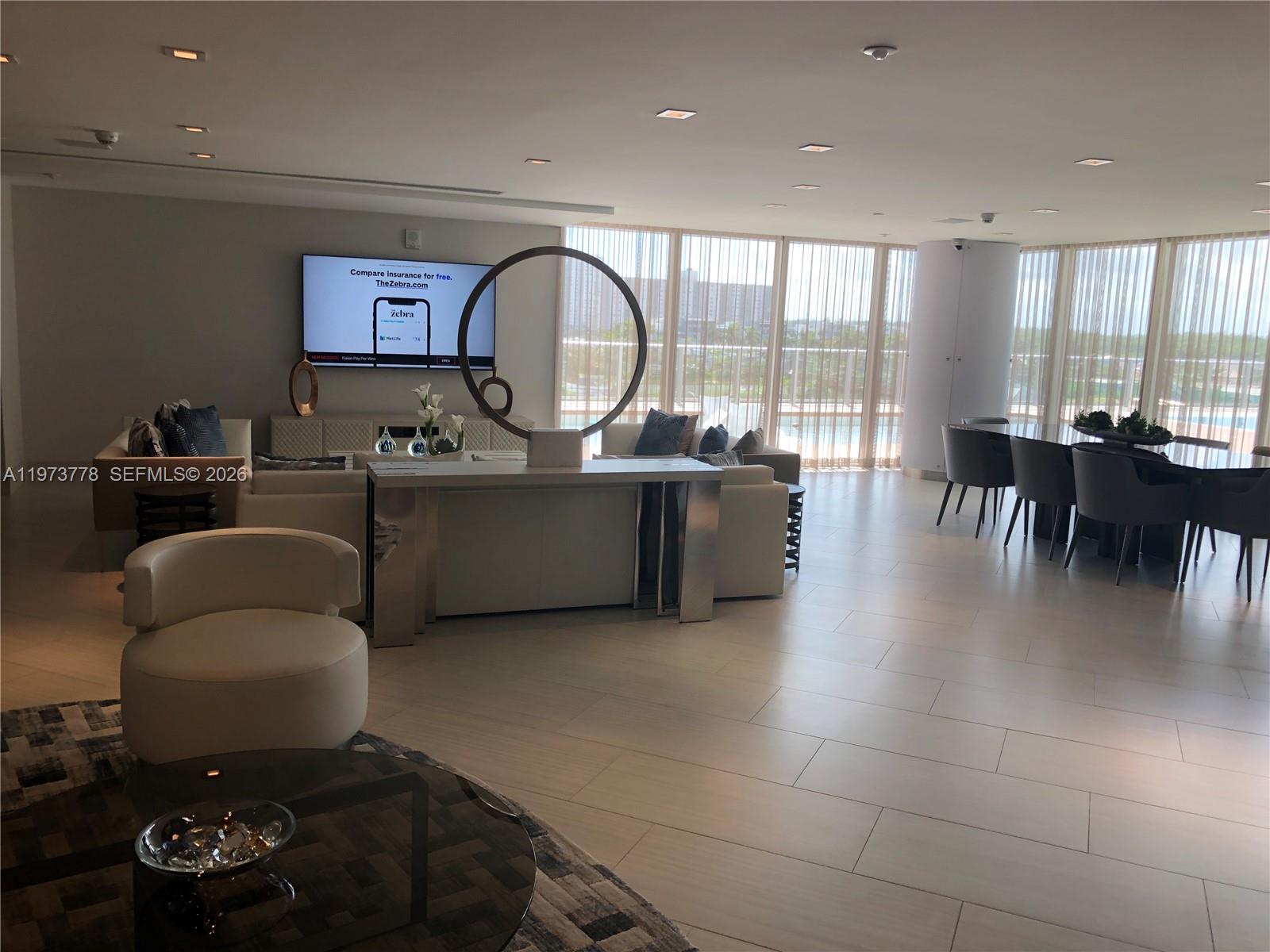 PARQUE TOWERS CONDO - Residential