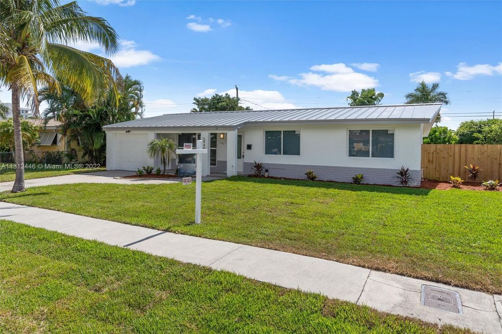 Photo of 5940 NE 22nd Ter, Fort Lauderdale, FL 33308 (MLS # A11312446)