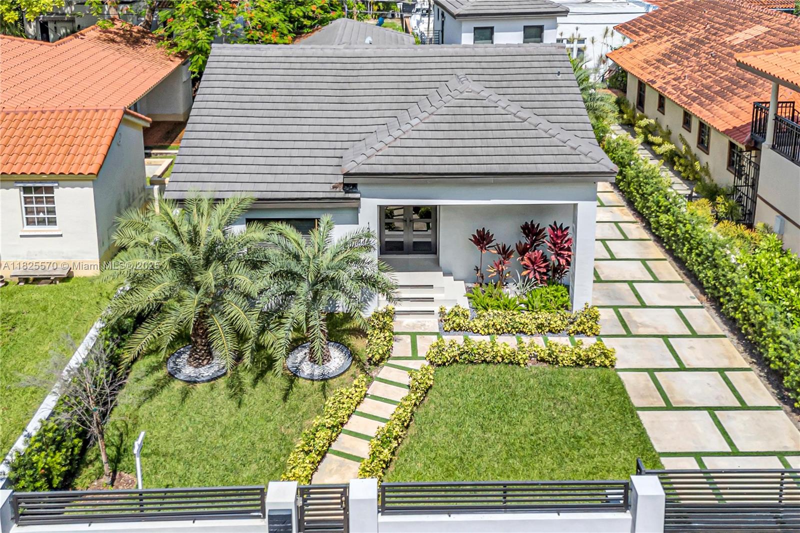 TAMIAMI PLACE PLAN NO 3 - Residential Lease